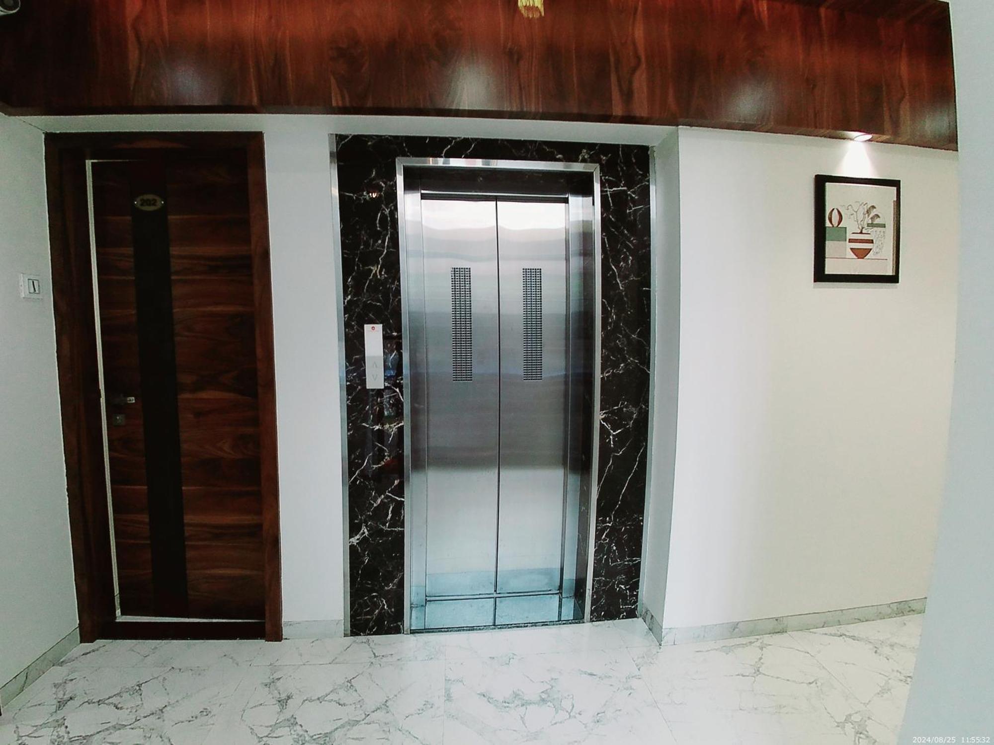Hotel Sai Pratik, Newly Built Up, Complimentary Shuttle To The Temple Ширди Экстерьер фото